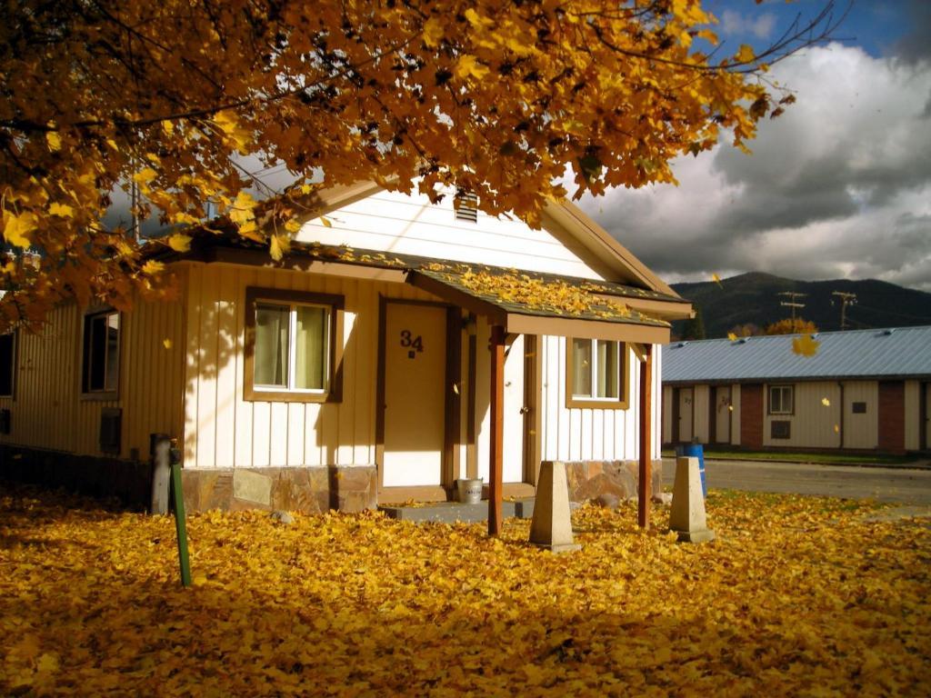 Falls Motel Thompson Falls Eksteriør bilde